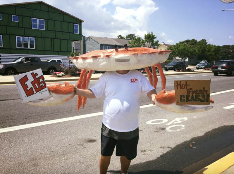 Ed Riggin posing for a photo in 2015. SOURCE: ED’S CHICKEN AND CRABS FACEBOOK PAGE
